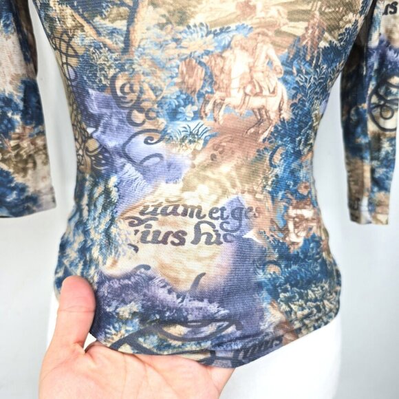 Vintage 90s Y2K French Hunting Painting Micro Mesh Sheer 3/4 Sleeve Top USA - Picture 6 of 10